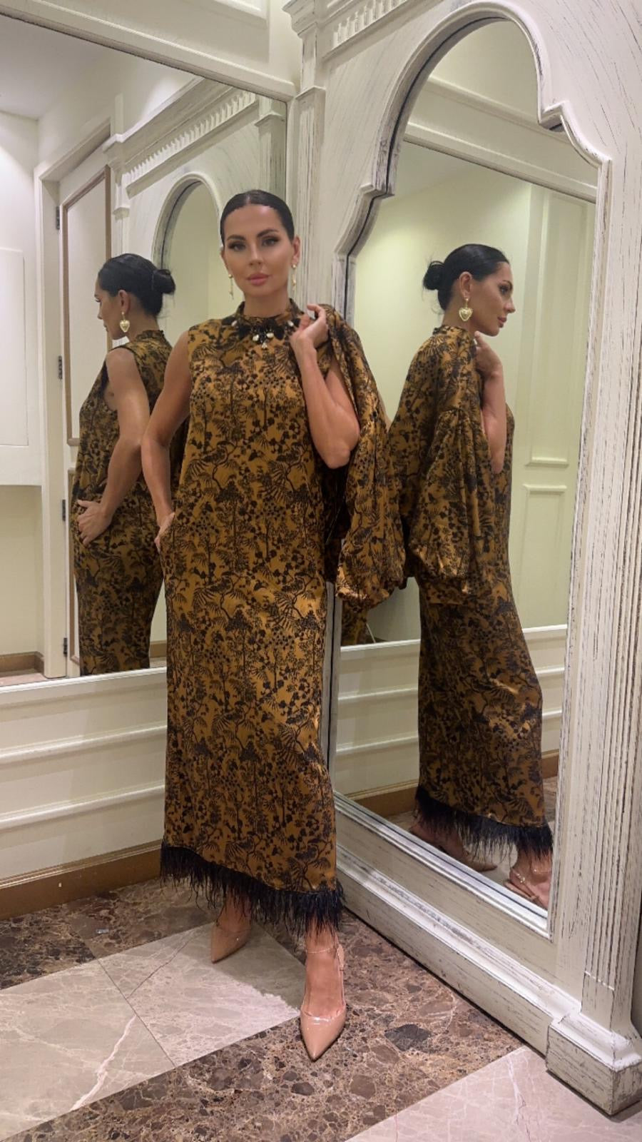 فستان مزهر بالزهور