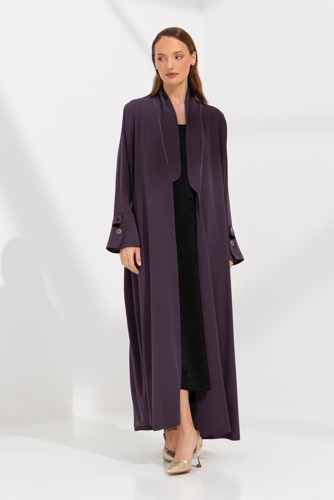 Sleek Abaya with Modern Accents