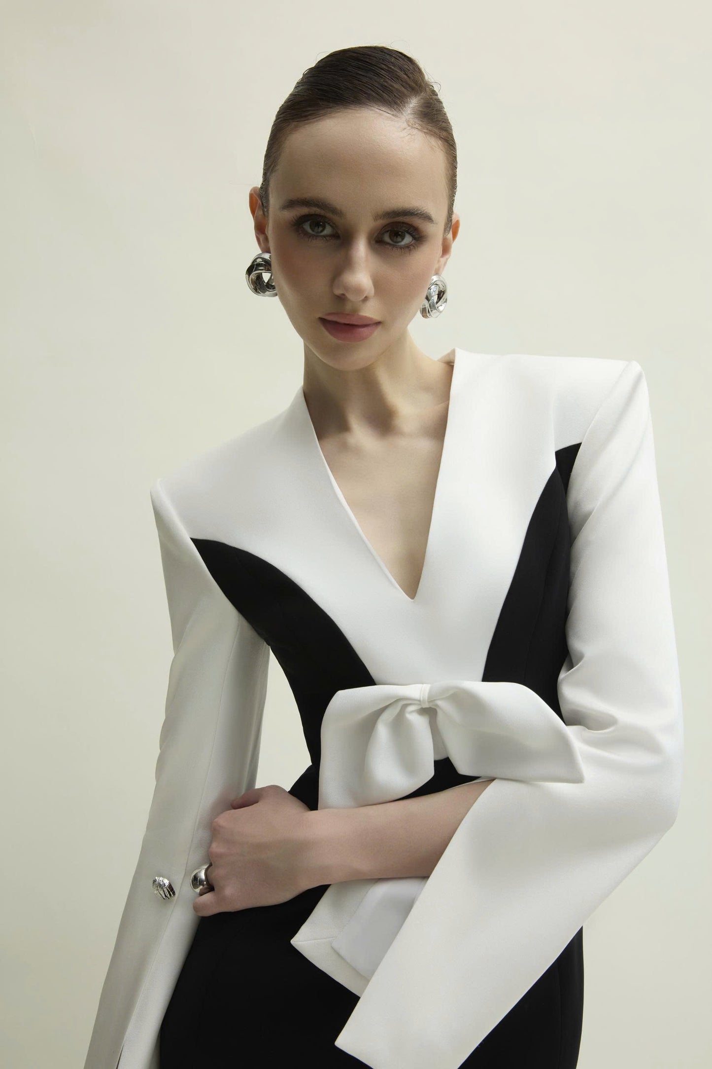 Chic Contrast Dress