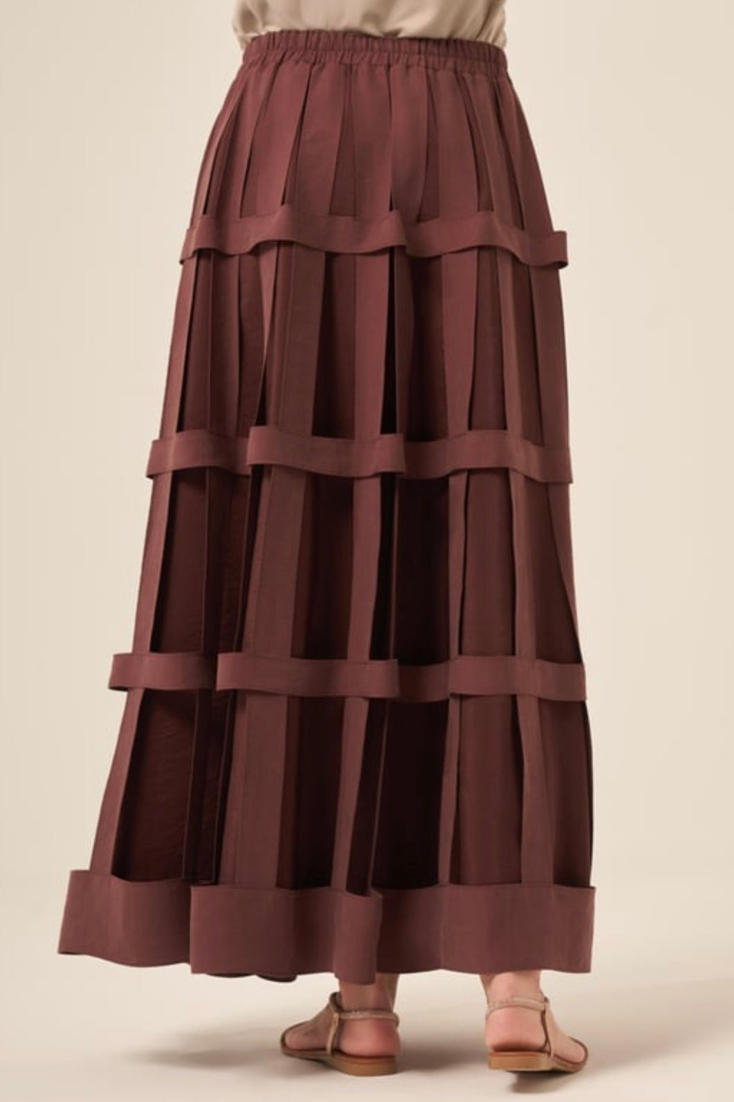 PASION CAGE DETAILED SKIRT