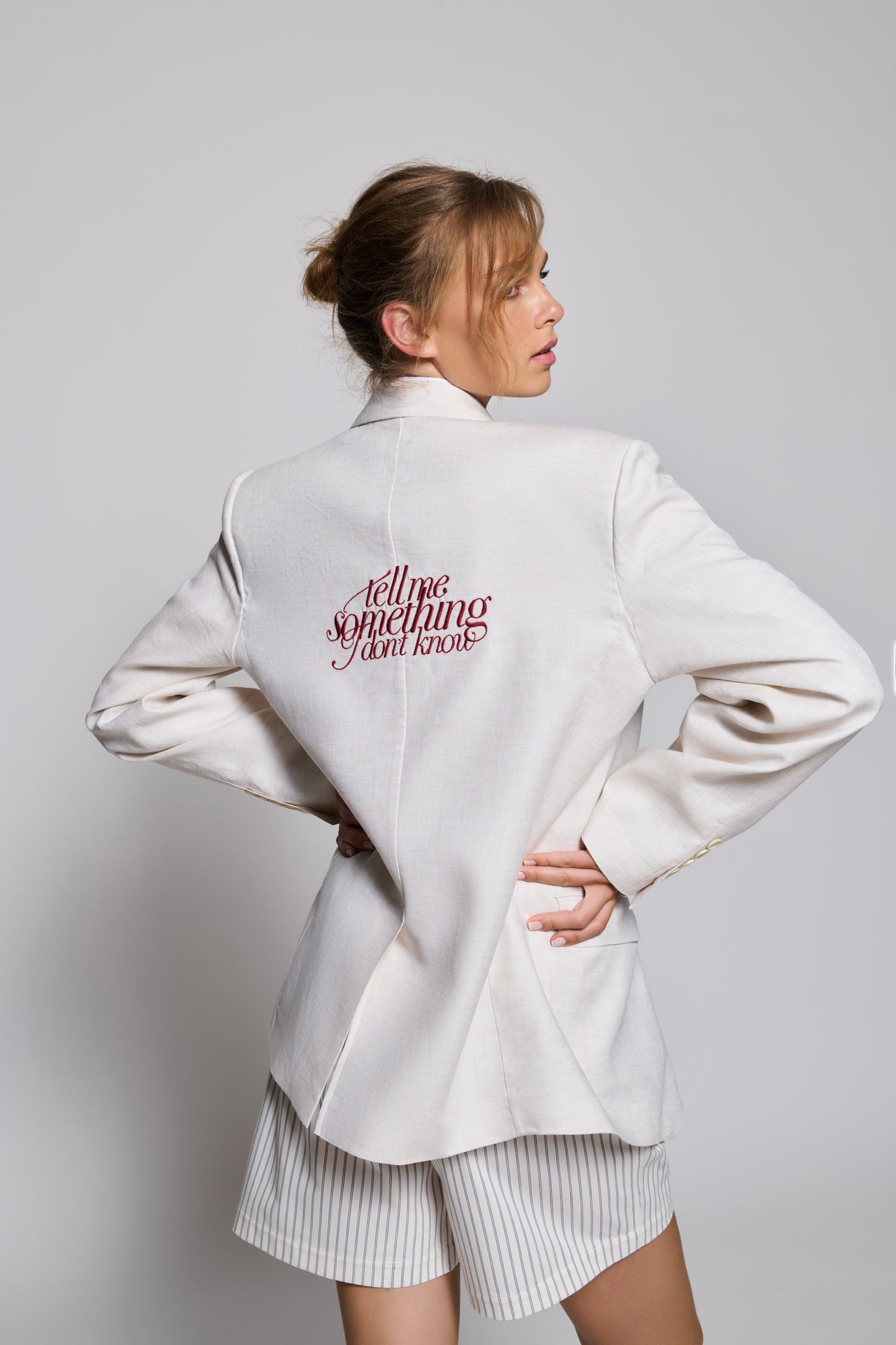 قل لي شيئا سترة