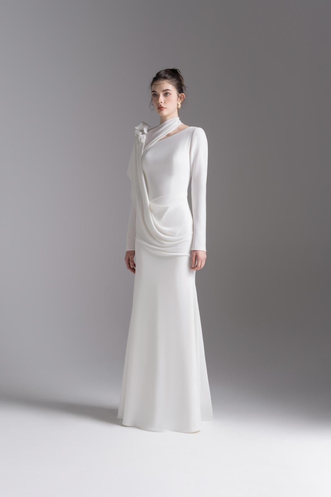 Neréa Gown
