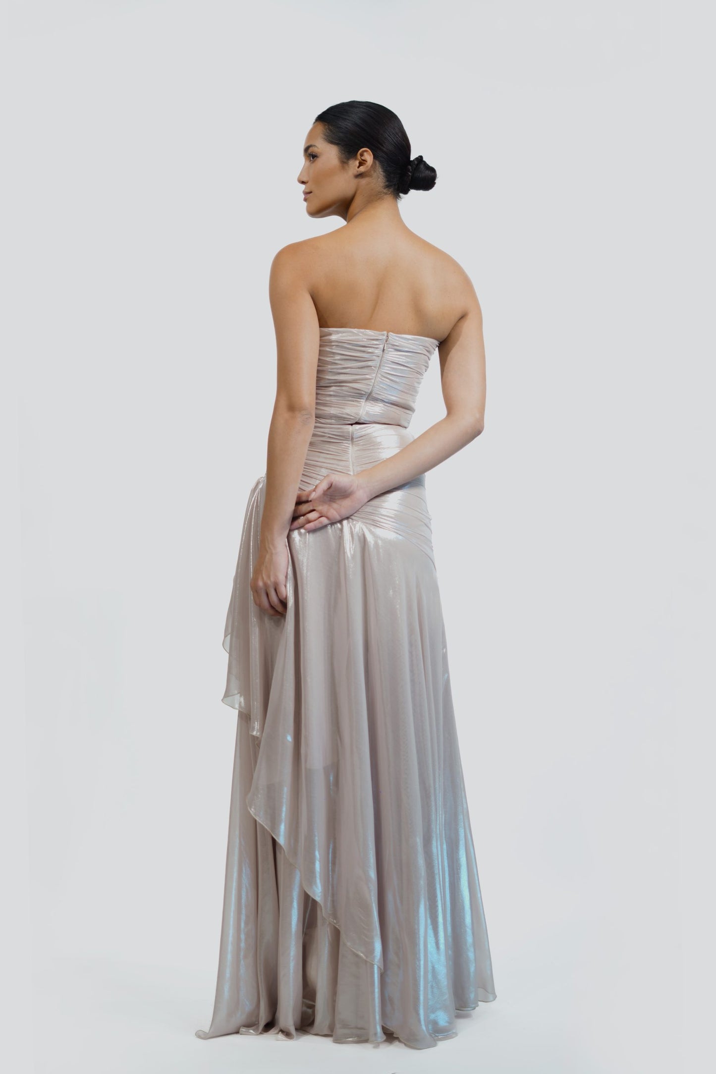 ZZ-SS25-12-BG
