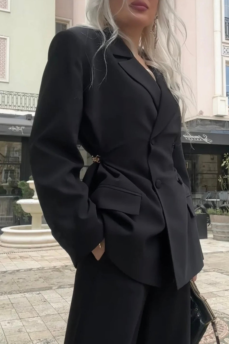Lysa Blazer