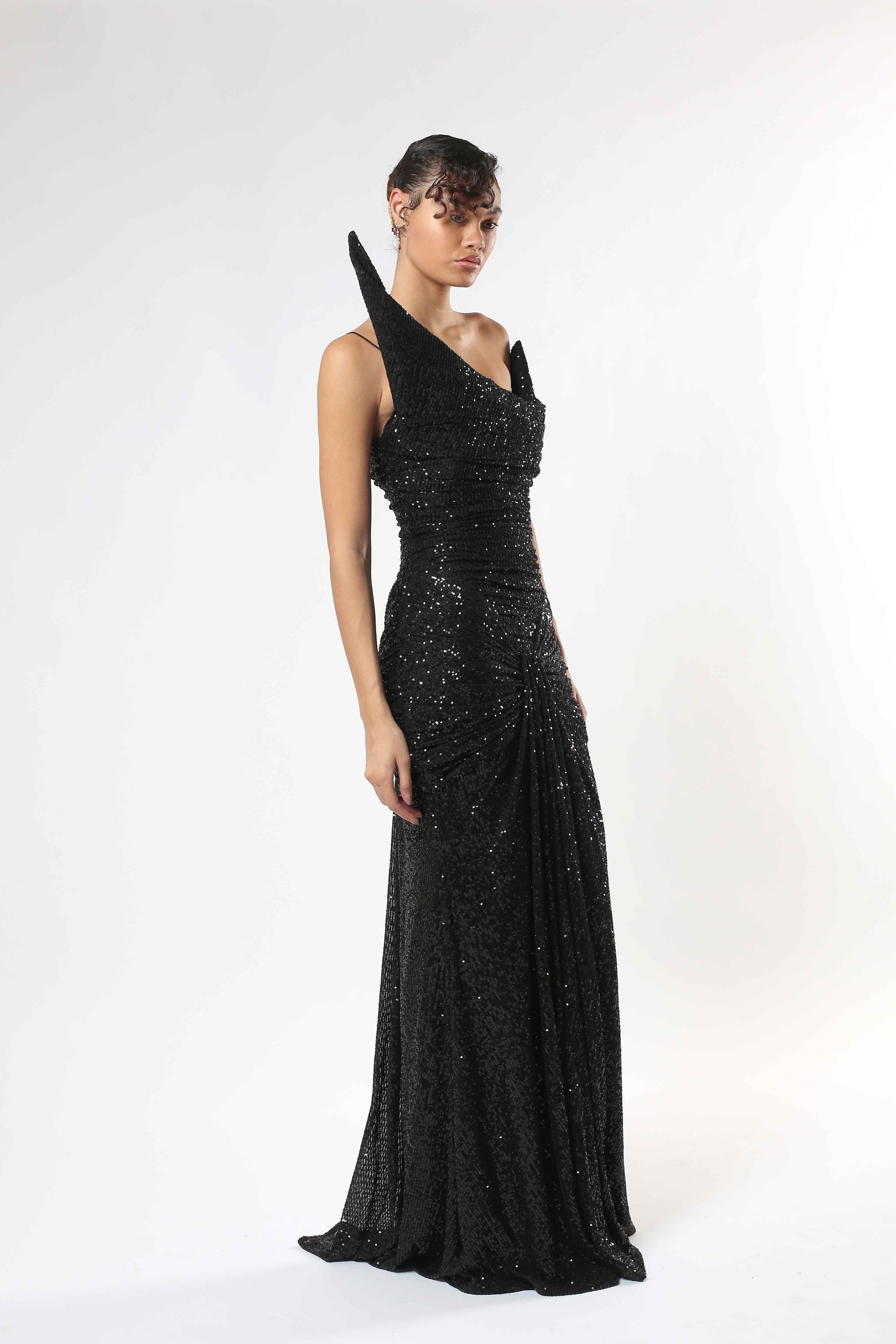 Sequence Black Gown – INCANTO FASHION Sequence Black Gown – INCANTO FASHION