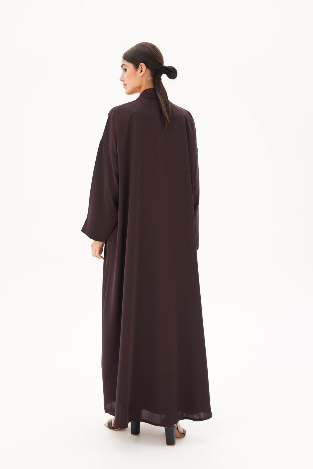 Linked Brown Abaya