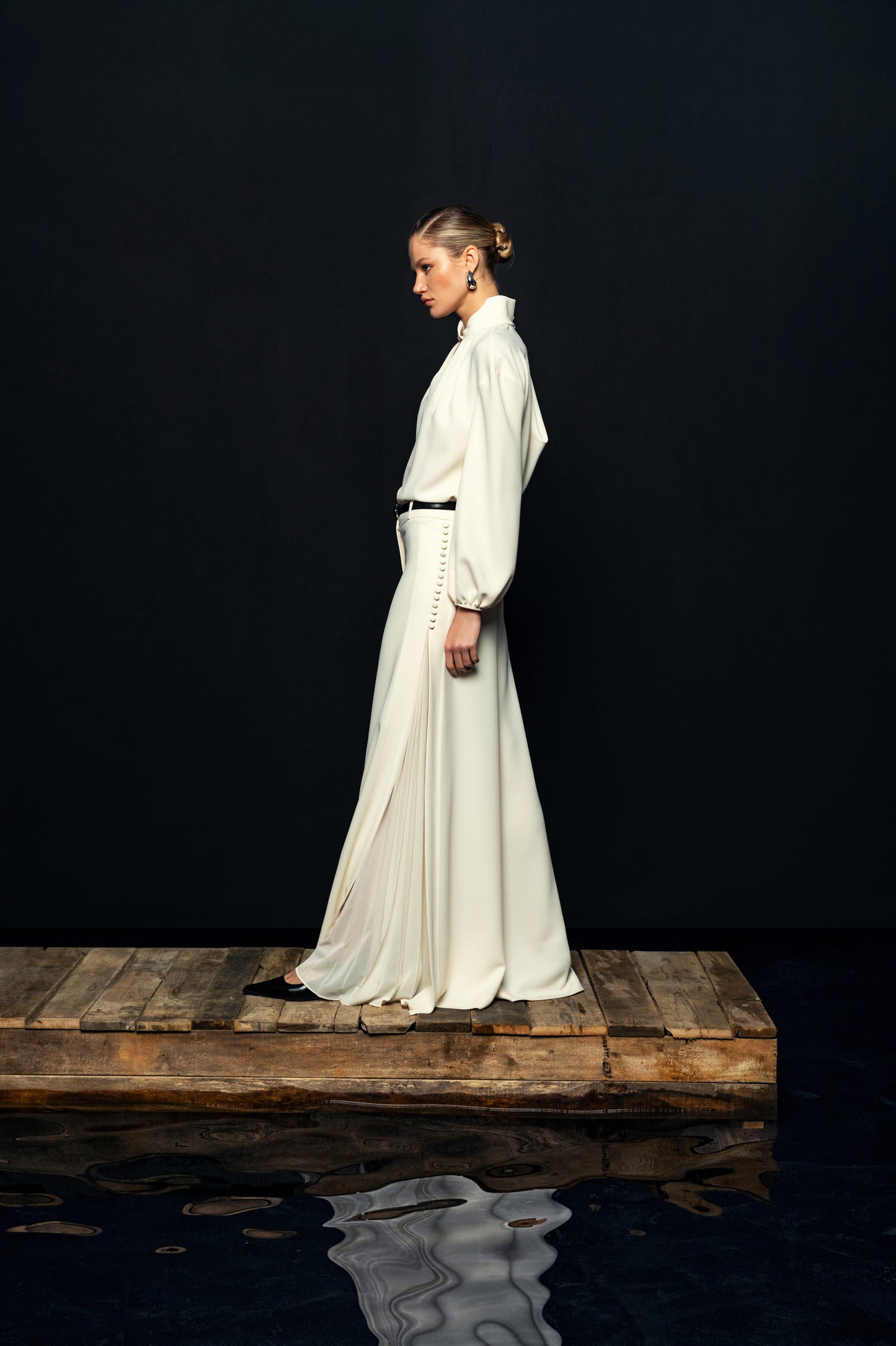 بنطلون أنيق واسع الساق مطوي