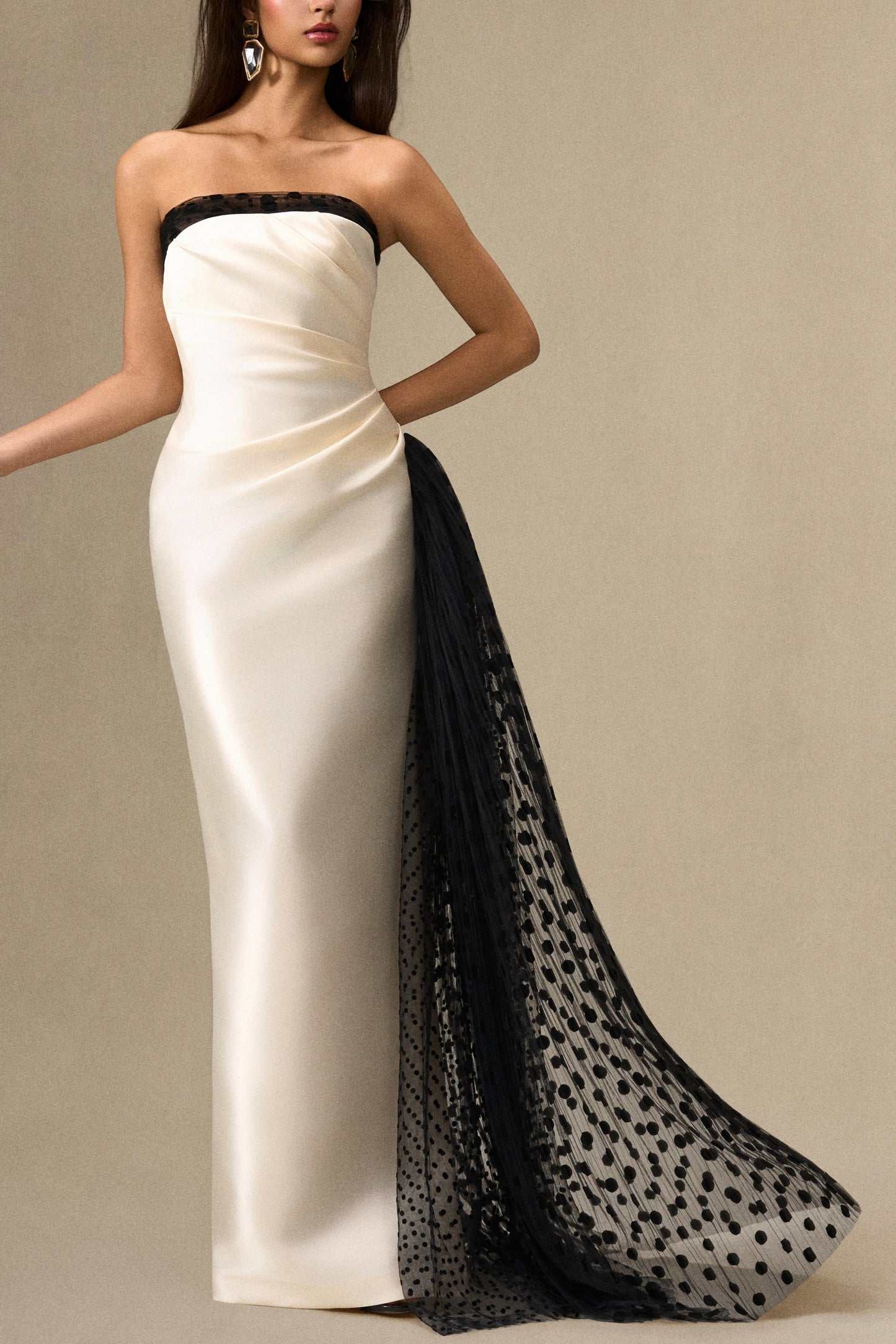 MIRELLA GOWN